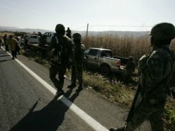 Elementos de la Quinta Región Militar y de la SSPEJ realizaron patrullajes en la zona limítrofe con el Estado de Michoacán.  /