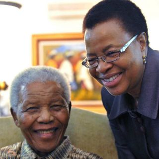 Mandela pasará la Navidad en el hospital