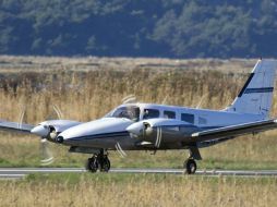 Tropas colombianas buscan a los tripulantes de la nave, que lograron escapar . ESPECIAL  /