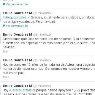 Políticos desean feliz Navidad en Twitter