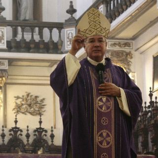 Cardenal tapatío insta a poner la vista en necesitados