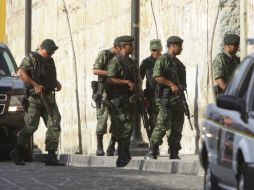 Al lugar de los hechos acudieron policías ministeriales y elementos del Ejército. ARCHIVO  /