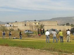 Los cuerpos quedaron al interior de un predio abandonado, ubicado atrás del rancho “El Herradero”.  /