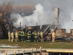 Spengler prendió fuego a su casa para después disparar a los bomberos que acudieron al lugar. AP  /