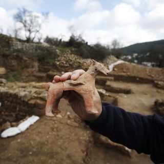 Descubren templo de más de tres mil años