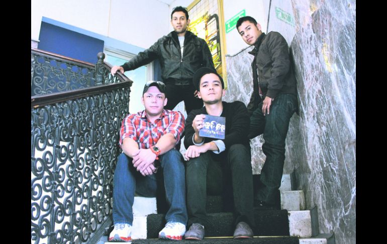 The Rooms, banda oriunda de Ciudad Guzmán, ha sacado buen provecho de su presencia en internet y tiene buena nota en 2012.  /