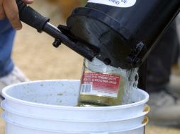 Hasta mayo pasado de 2012 se han efectuado 16 operativos para la detección de licores adulterados. ARCHIVO  /