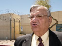 Arpaio tiene unos tres mil voluntarios, de los cuales unos 300 ó 400 portan armas de fuego. ARCHIVO  /