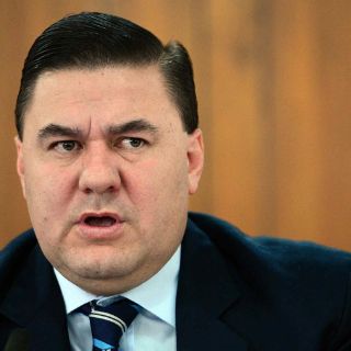 Mena, sorprendido con el CNAR