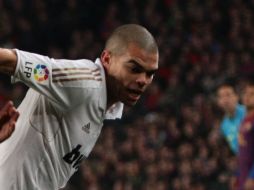 Pepe asegura que en el equipo blanco son como una familia. ARCHIVO  /