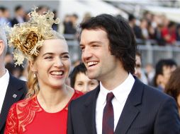 La actriz Kate Winslet y su esposo Ned RocknRoll recorrerán 96 kilómetros por encima de la Tierra. REUTERS  /