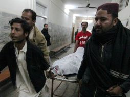 Los soldados fueron secuestrados en dos campamentos militares en las afueras de Peshawar el jueves. XINHUA  /