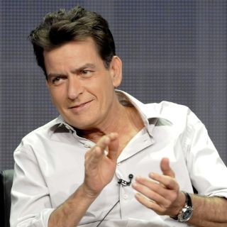 Charlie Sheen inaugura bar propio en México