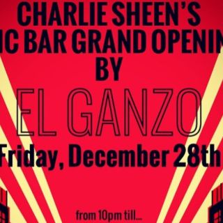 Charlie Sheen disfruta del atractivo turístico de BCS