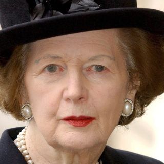 Margaret Thatcher sale del hospital