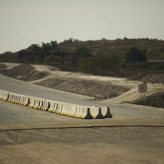 Trabajadores confían en terminar a tiempo las obras del nuevo Periférico