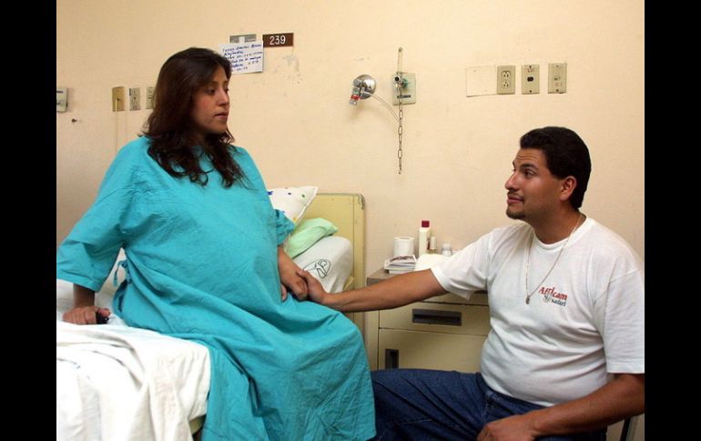 Las mujeres embarazadas que predominan como derechohabientes del IMSS se encuentran entre los 20 y los 29 años de edad. ARCHIVO  /