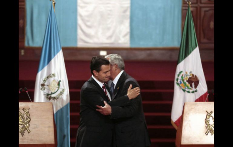 Imagen de archivo de Peña Nieto con Pérez Molina  /