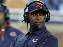 El entrenador de 54 años de edad llevó a los Osos al Super Bowl en 2006. AP  /