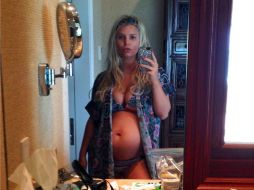La actriz estadounidense Jessica Simpson se encuentra de vacaciones en la playa para recibir el Año Nuevo. ESPECIAL TWITTER  /