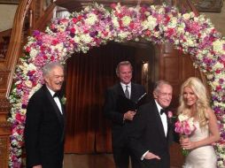 Crystal expresó en Twitter su entusiasmo por el enlace y compartió unas fotografías vestida de novia junto a su ahora esposo. ESPECIAL  /