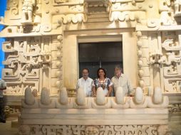 En la foto: personalidades gubernamentales en el Gran Museo Maya de Mérida. ARCHIVO  /