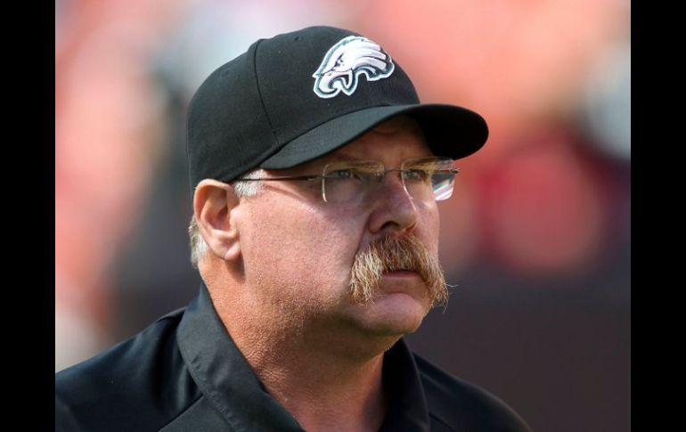 Sólo un día después de que fue despedido, se supo que Reid se ha estado reuniendo a sus colaboradores. REUTERS  /