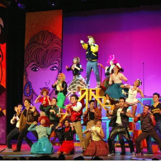 Angélica Vale se emociona ante reposición de ''Vaselina''