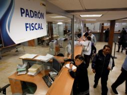 Hoy inició el periodo de pago del refrendo vehicular correspondiente al ejercicio fiscal 2013. EL INFORMADOR /