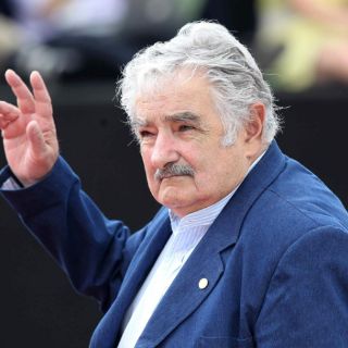 Preocupa a presidente de Uruguay salud de Chávez