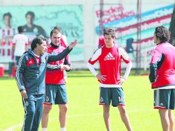 El nuevo pastor dirigió el entrenamiento del jueves en Verde Valle.  /