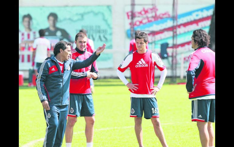 El nuevo pastor dirigió el entrenamiento del jueves en Verde Valle.  /
