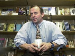 John Grisham se mantiene en el primer puesto de los libros más vendidos en EU. ARCHIVO EL INFORMADOR /