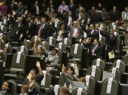 Aseguran que en México se debe legislar para hacerlo un país más moderno y competitivo. ARCHIVO /