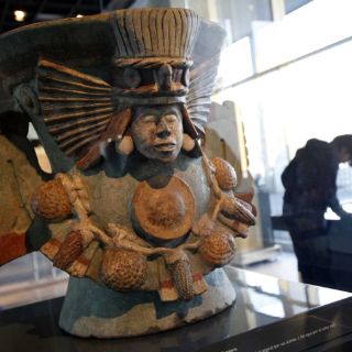 Paseo Cultural expone esplendor de civilización Tlatelolca