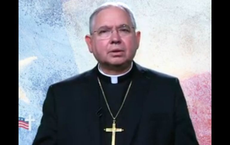 El arzobispo de los Ángeles, José Gómez, trabajará intensamente para lograr la reforma en este año. ESPECIAL /