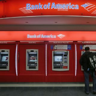 Bancos de EU acuerdan multa por ejecuciones hipotecarias