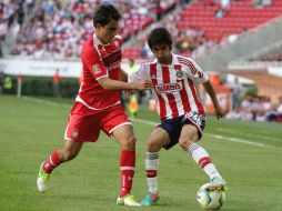 El ''Pirri'' (d) precisó que su primera experiencia en el Omnilife fue sensacional. EFE /