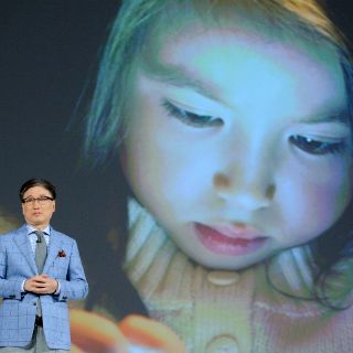 Samsung muestra TV que se controla con gestos