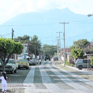 Junto al Volcán, todos en calma