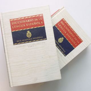 La RAE celebra su tricentenario con nostalgia