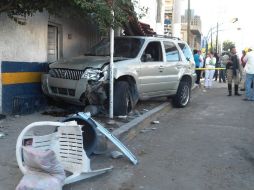 Autoridades municipales encontraron una camioneta Mercury Mariner de color gris, con placas del estado de Guanajuato.  /