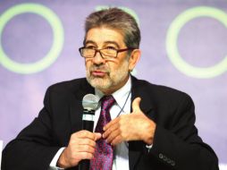 Foncerrada advierte su preocupación de que el déficit cero se convierta en sólo “un cuento de hadas, una buena intención”. EE  /