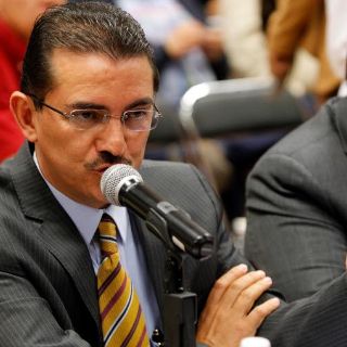 Diputados consideran menor monto para crédito