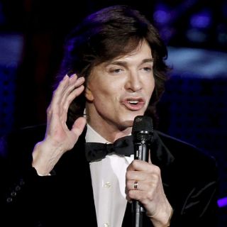 Camilo Sesto sufre robo en su casa, se llevan joyas y dinero