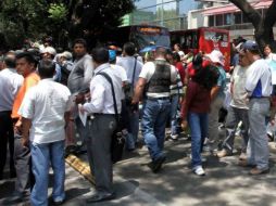 Marcharon sobre la avenida Álvaro Obregón en demanda de justicia e investigación de los abusos y actos de la autoridad. SUN /