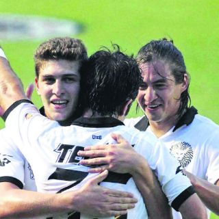 ¡Leones, superlíderes!