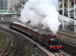 Una locomotora Met Locomotive 1 restaurada para un recorrido de nostalgia e historia. EFE /