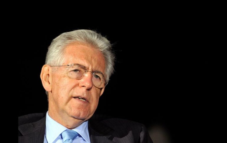 El gobierno de Mario Monti enfrenta un panorama algo sombrío en la economía. REUTERS /