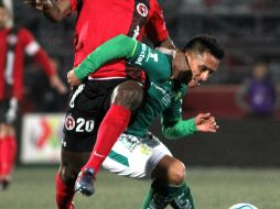 El enfrentamiento con Xolos fue el debut de Zatarain como defensa de León. MEXSPORT /